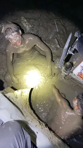 Tui hơi buồng mấy a máy cày#🥱🥱🥱🥱 #🍃tiktok #dc93extra #máycắtluá🌾🌾 