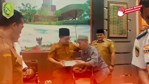 Menerima Silaturahmi Panitia Pemekaran Kabupaten Sambas Pesisir.  #Sambas_Berkah_Berkemajuan
