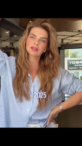 الممثلة الليبية_التركية بيلين كارهان قبل 12 سنة 🎀🌹💎 #مهرماه_سلطان #السلطانة_مريم #السلطانة_هويام #حريم_السلطان #القرن_العظيم 