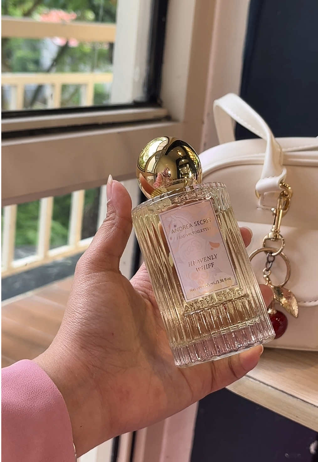 Bango nito subra #andreasecret #andreasecretperfume #longlastingperfume #perfume #fyp 