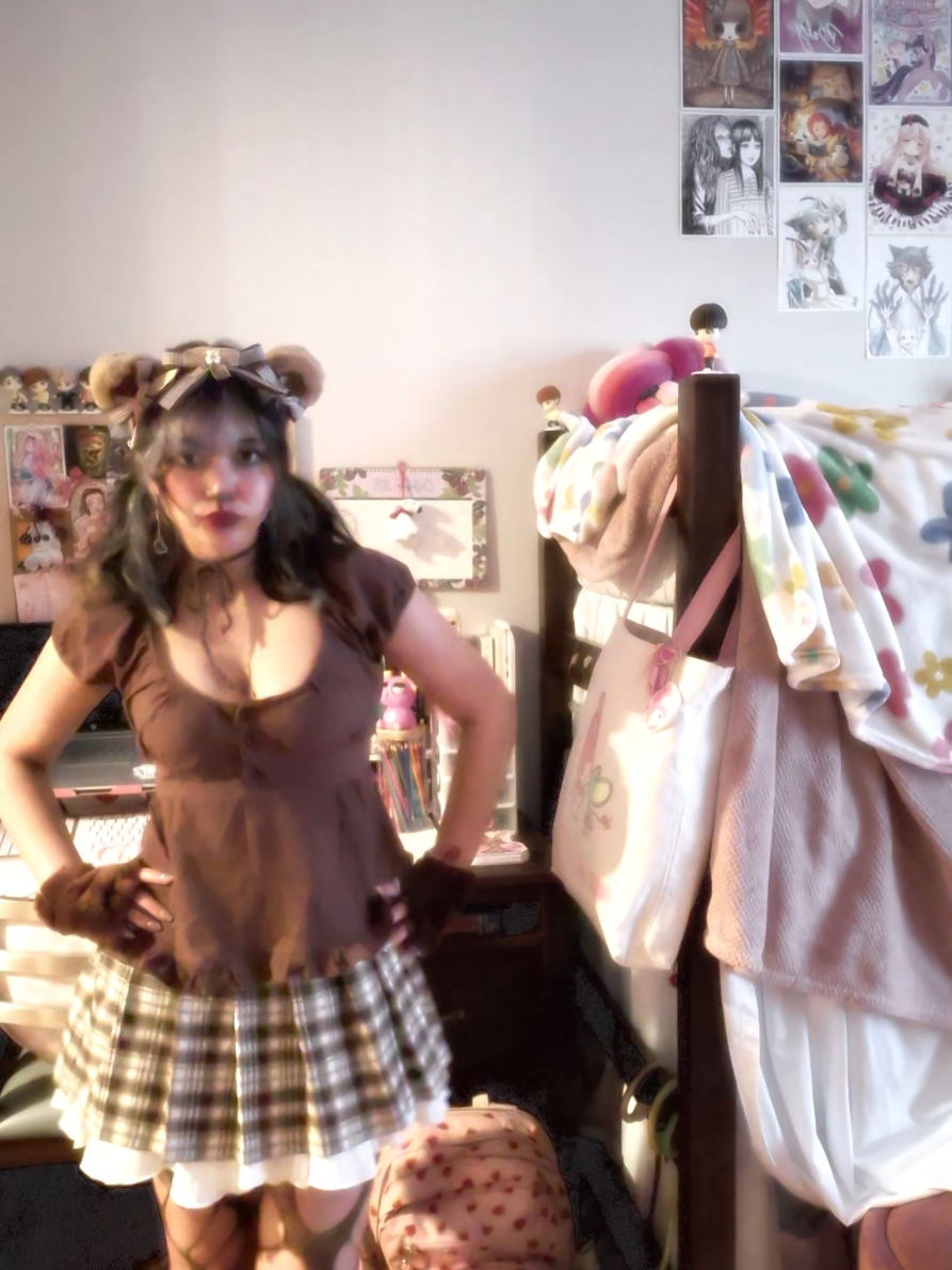 #grizzlybear #webarebearscosplay #webarebears #cosplay #halloween 