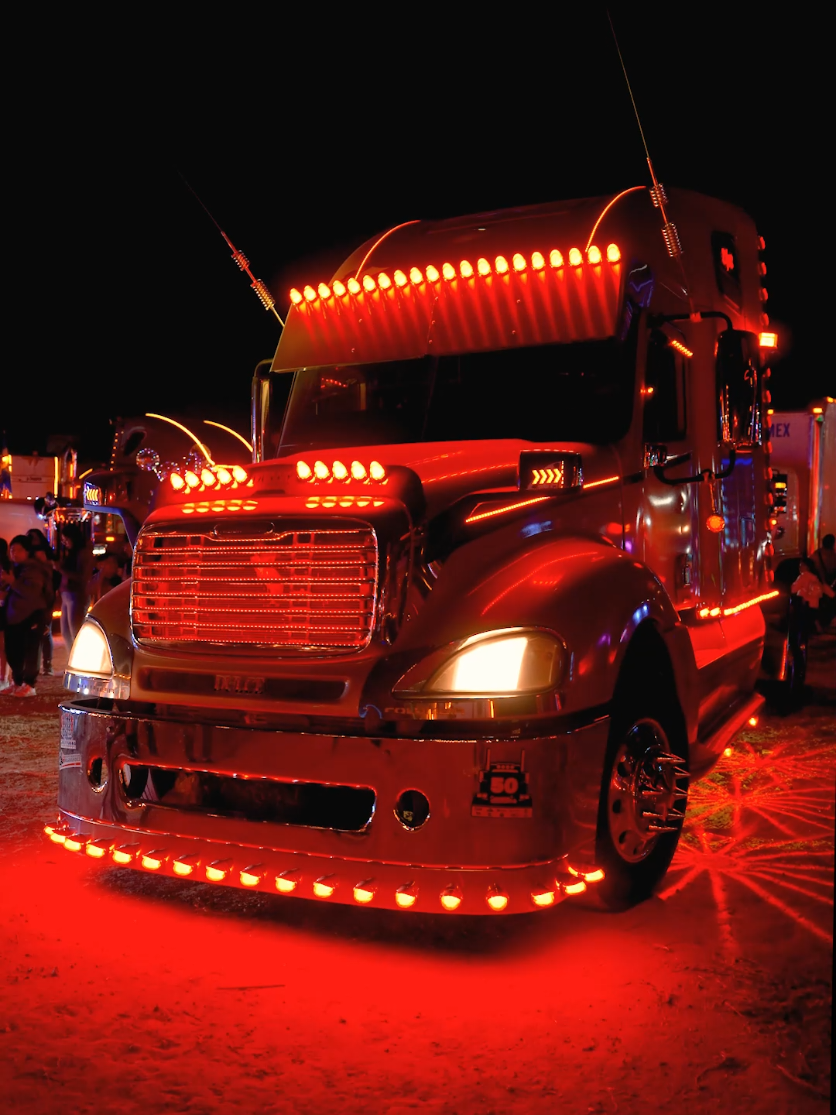 🔥🔴🔥 #freightliner #truck #camiones #classic #guatemala 