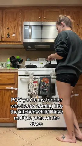 can’t cook in peace #MomsofTikTok #sahmsoftiktok #toddlersoftiktok #fypシ゚viral #fypシ 