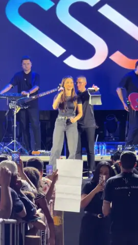 Pega que é de graça 🔥 A META é essa é lindo ver o amor deles ❤️ #jeffersonesuellen #fy #meta #show #gospel