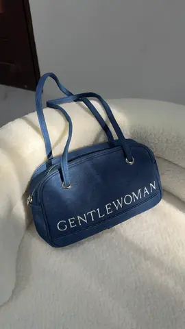 Style made easy! Going out with my new GW bag! #gwbag #slingbag #whatsinmybag #crossbodybag