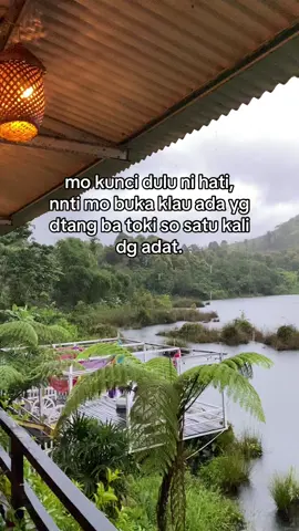 masih lama😂 #fypp #sorotan #quotestory #lewatberanda 
