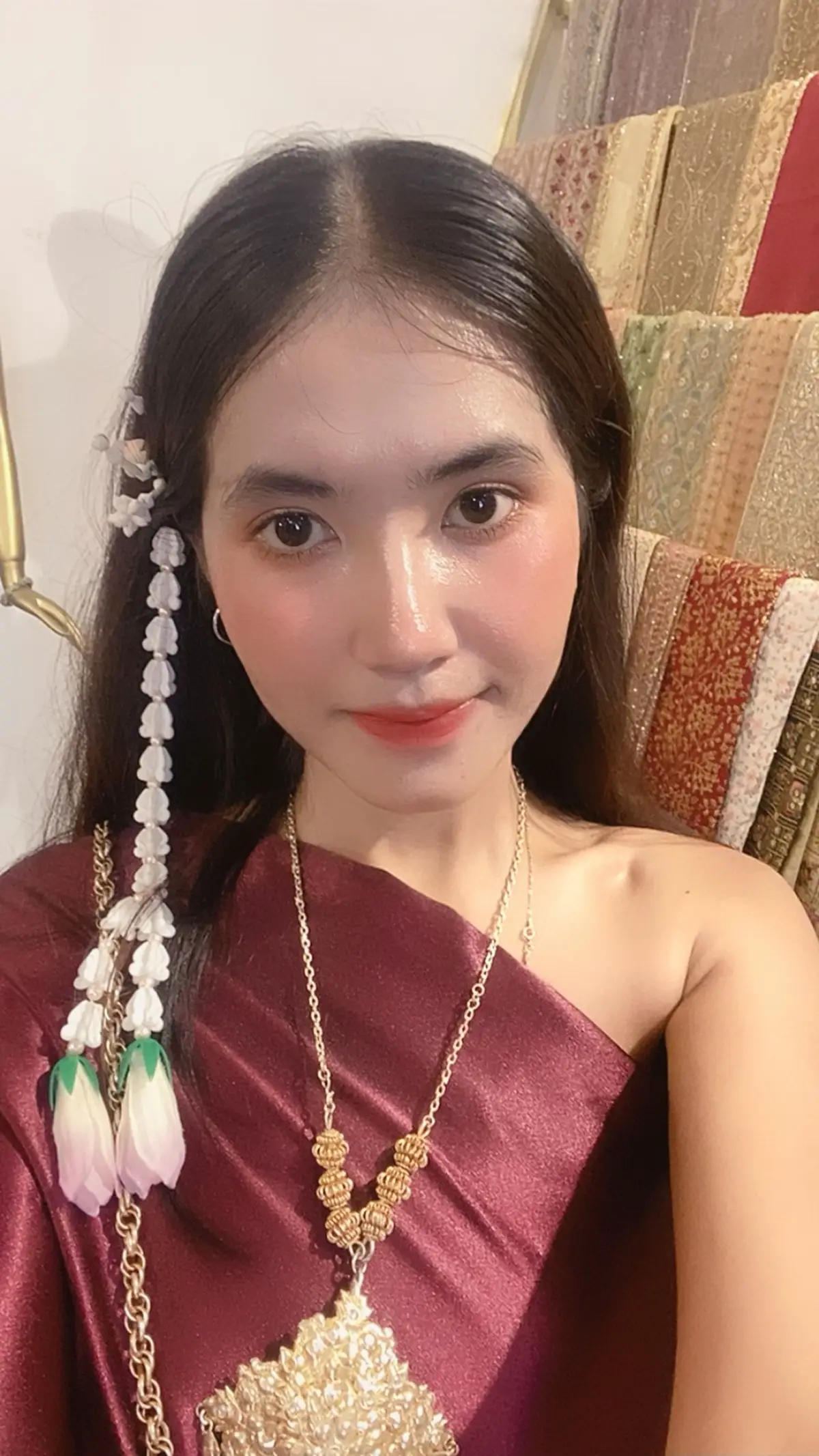 សរសើរមនុស្សស្រីដែលស្មោះត្រង់នឹងដៃគូរដោយសុខចិត្តបដិសេដបុរសជាច្រើនដែលចូលមករកខ្លួន…! តែចុងក្រោយជម្រើសដែលនាងរើសគឺធ្វើអោយនាងឈឺចាប់ ខកចិត្ត💔