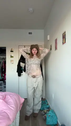 #fashiongirlies #fashiontok #ootdinspo #baggyfit #outfitinspo 