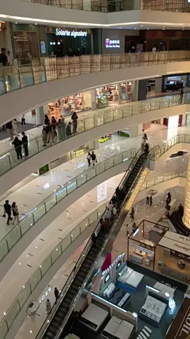 mall paling iconic di jakarta #senayancity 