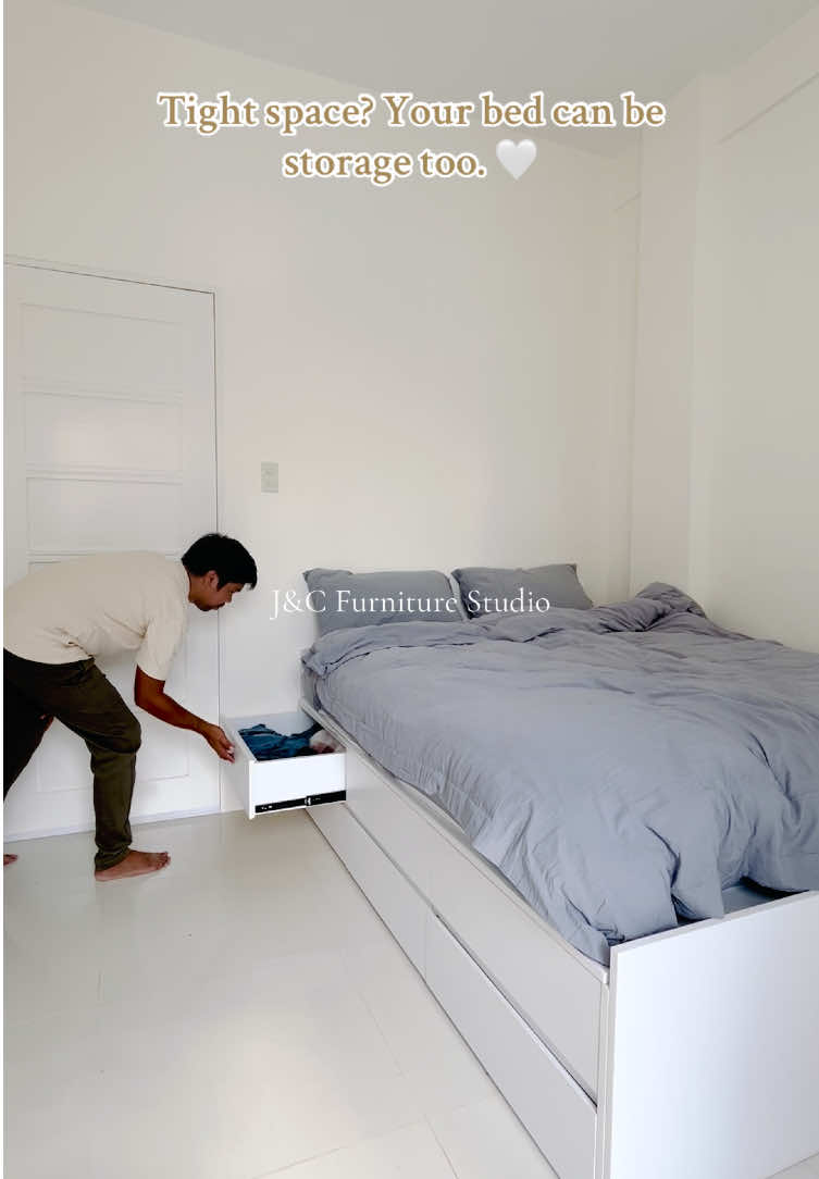 Not just a bed, a smart way to live. 🛏️✨ Perfect for compact homes and clean aesthetics. 🤍 Message us to start your design. 💬 #bedwithstorage #custombed #bedframewithstorage #customfurniture 