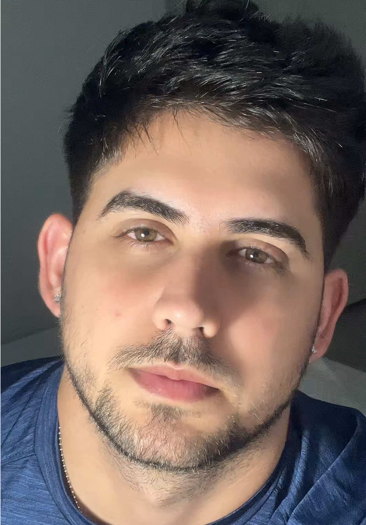 Hay situaciones que hacen que te sientas fuera de este mundo.  Pero recuerda que todo es pasajero y que todo tiene solución. ❤️