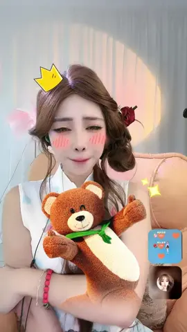 小脸红扑扑☺️☺️