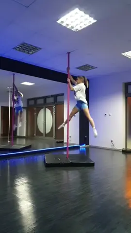 #staticpole #słubice #poledancegirl #polesport #poleaddict 