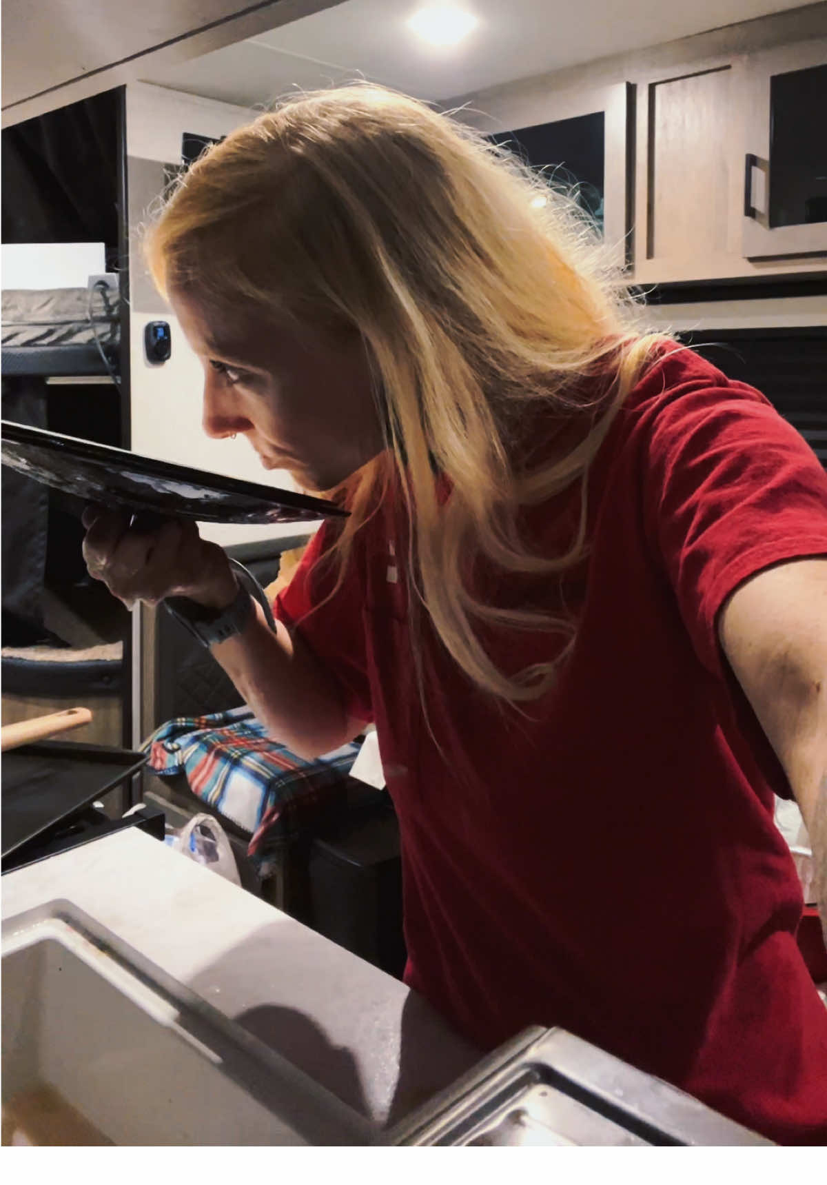 The dish in fact had been used, and did get washed 🤣🤣🤠