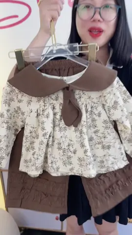 Bộ cho bé mặc xinh quá