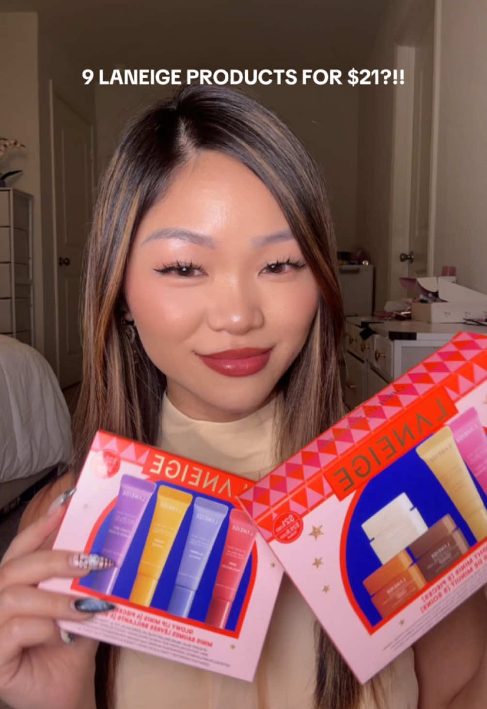 The holiday deals are CRAZY for @laneige_us get it early before they sell out!! 🎁 #laneige #skincare #giftset #giftideasforher #tiktokshopdeals 