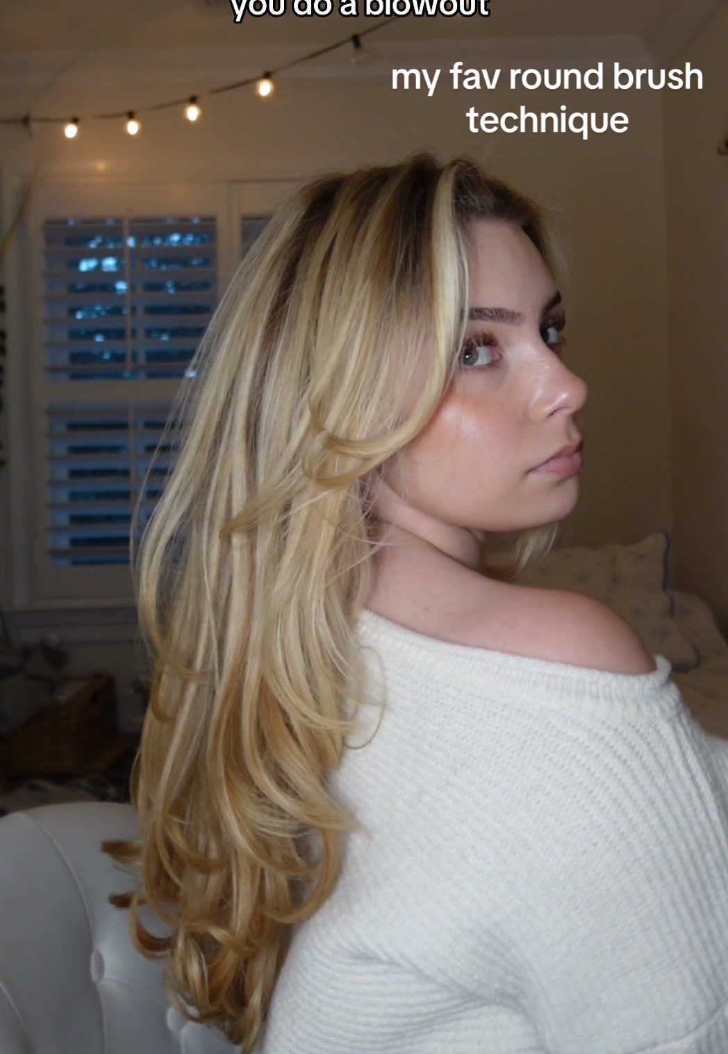 my fav round brush technique for a bouncy blowout🤍🤍 #dysonairwrap #roundbrush #blowout #hairinspo #hairstyle