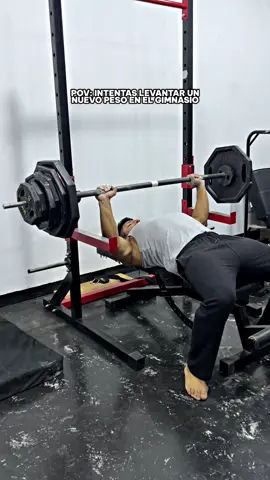 Cuanto peso hay? 🫣 #Gym #Fitness #calisthenics #bodybuilding #fuerza 