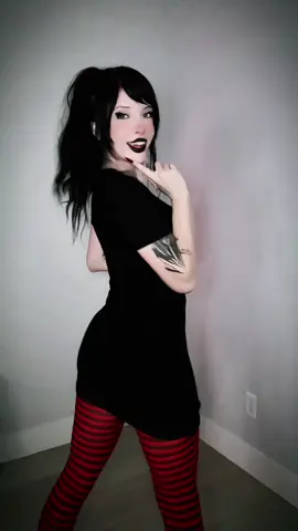 :D #goth #gothgirl #mavis #maviscosplay 