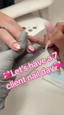 Happy Monday! How was everyone’s weekend? #nailsoftiktok #nailart #nails #nailsartvideos #buildergel 