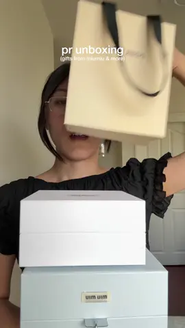 absolutely insane the kind of words coming out of my mouth here because wdym pr from @Miu Miu #prunboxing #miumiufragrance #koreanjewelry #yslbeauty 