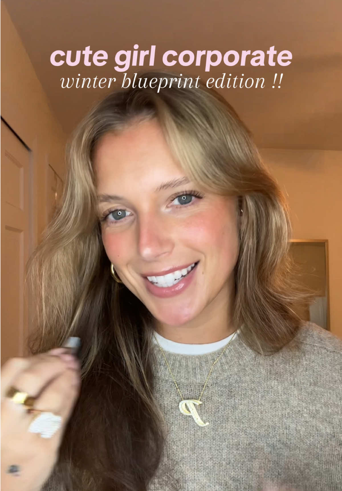 this fall/winter corporate outfit blueprint is not profound but it WORKS and is cute as a bonus ✨🤭  #corporatefashion #officeoutfit #fallfashion #winterfashion #outfitinspo @Aritzia @abercrombie @prettylittlething @maevebyanthro 