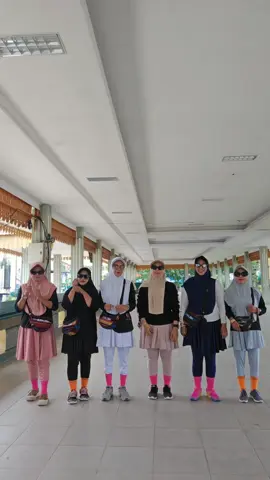 Goyang Senggol @mpokyun80 @dewiaza177 @rafiahamid @marliana8106  #Genk_Campur_Sari ❤️