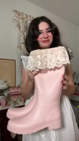 theyre perfecttt @forloveandlemons #rainboots #coquette #shabbychic #forloveandlemons 