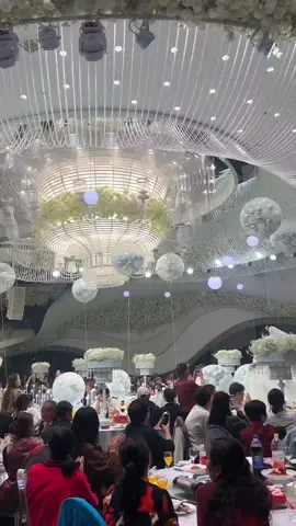 Dù cho ngày sau có thế nào a vẫn luôn mãi bên e #bongkichnodamcuoi #trangtritieccuoi #bongbaydamcuoi #nhacdamcuoi 