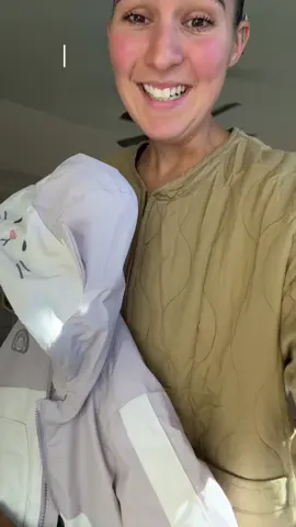 Cutest kids’ winter coat ever 😍 It’s warm, soft, and water-resistant — plus the little animal hood makes it even more adorable! Perfect for keeping them cozy all winter long ❄️ #KidsFashion #WinterCoat #MomFinds #TikTokMadeMeBuyIt #CozyKids