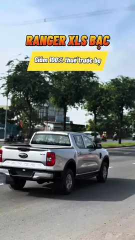 Ford Ranger XLS giá lăn bánh rẻ hơn giá niêm yết tặng kèm phụ kiện #viral #ford #fordbantai #fordranger #rangerxls 