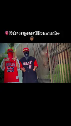Esta es para ti hermanito🧑🏾🫂 #hermanitos👫😘 #dedicar😍🥰😍 #parati😍😍🔥dale❤️🥺🎶 #amorcholero😎😍 #plantilla😍😍 