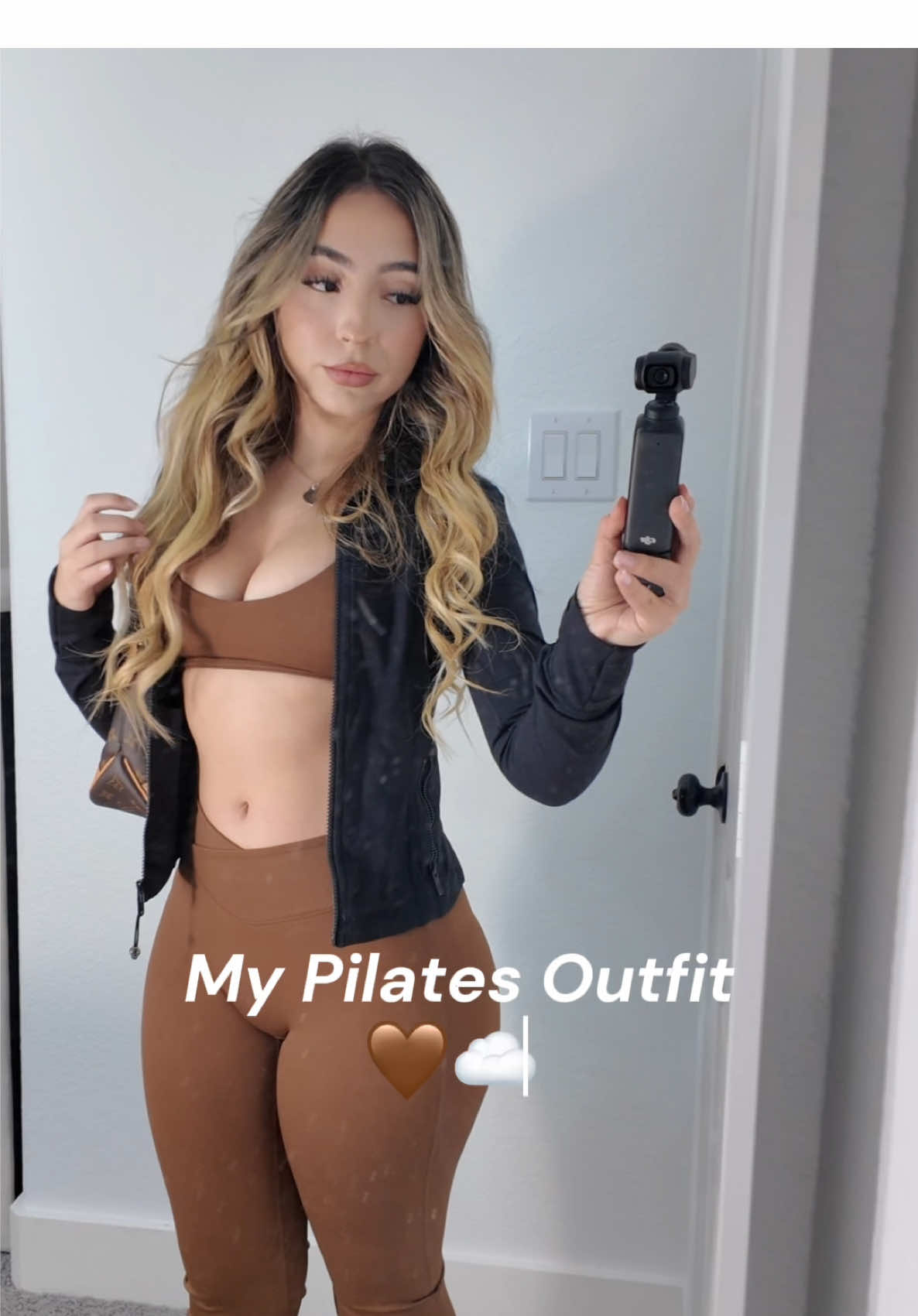 #foryoupage #ttshop #pilates #pilatesprincess #girlyoutfit love the brown set !🙏🏻 perfect for my fall girlies (i’m 5’3, 128Ib i’m a size S)