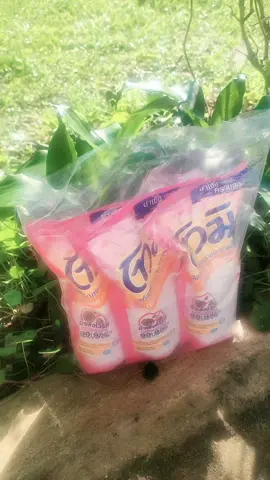 #โทมิน้ํายาถูพื้นชนิดถุงเตีมแพ็ค3