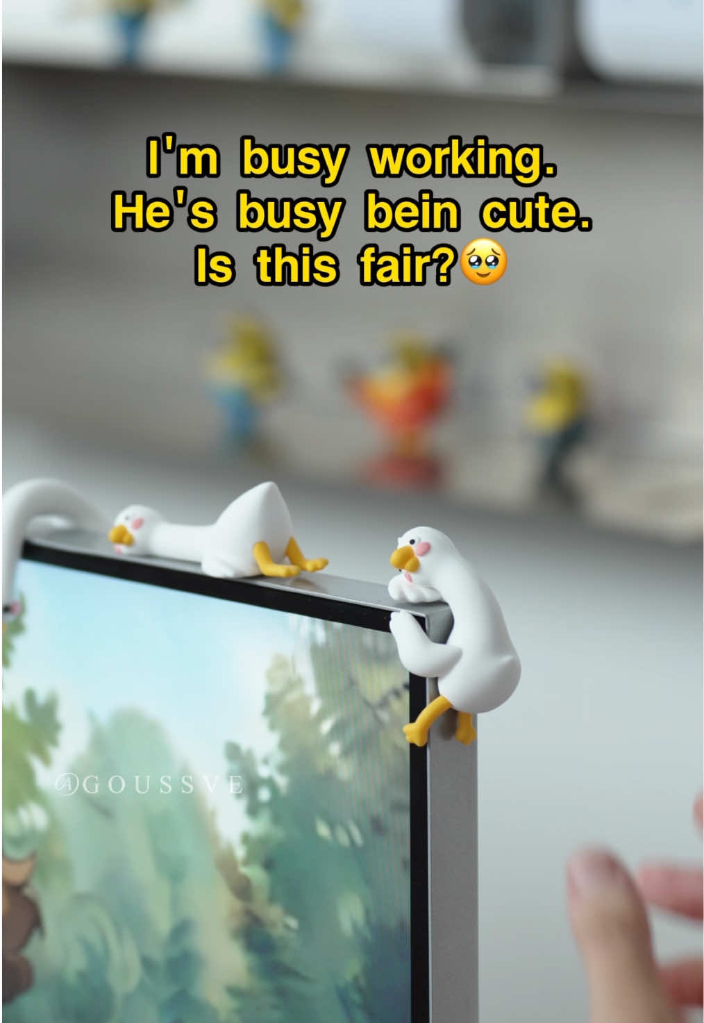 I’m busy working, they’re busy being cute. Is that fair? 🥹🥹 #deskdecor #ornaments #cute #duck #deskaesthetic 