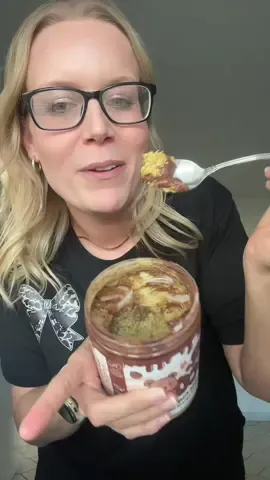 This Mr. Coco Dubai Cup is pistachio + hazelnut + crunchy kataifi — it’s like eating luxury straight from the jar 😍 #tiktokshop #dessertlover #snackfinds #dubaisnack #tiktokmademebuyit