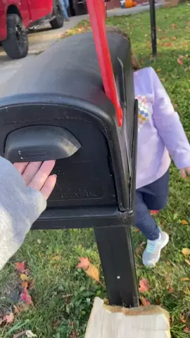 Deceased ☠️ mom of the year over here 👋🏻 #funnykids #motherhood #raisethemright #unhinged #feralkids