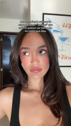 Saquen de su vida a esas amigas que juran no ser envidiosas, pero cada vez que tienes un logro se ve *la mirada* de envidia  - #amorpropio #selflove #autoestima #confidence 