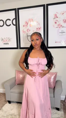 perfect pink dress 🎀. 