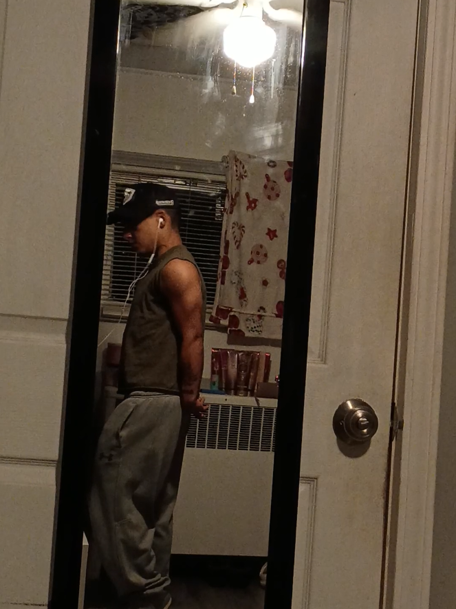 had to finish the day off with some shoulders at home 