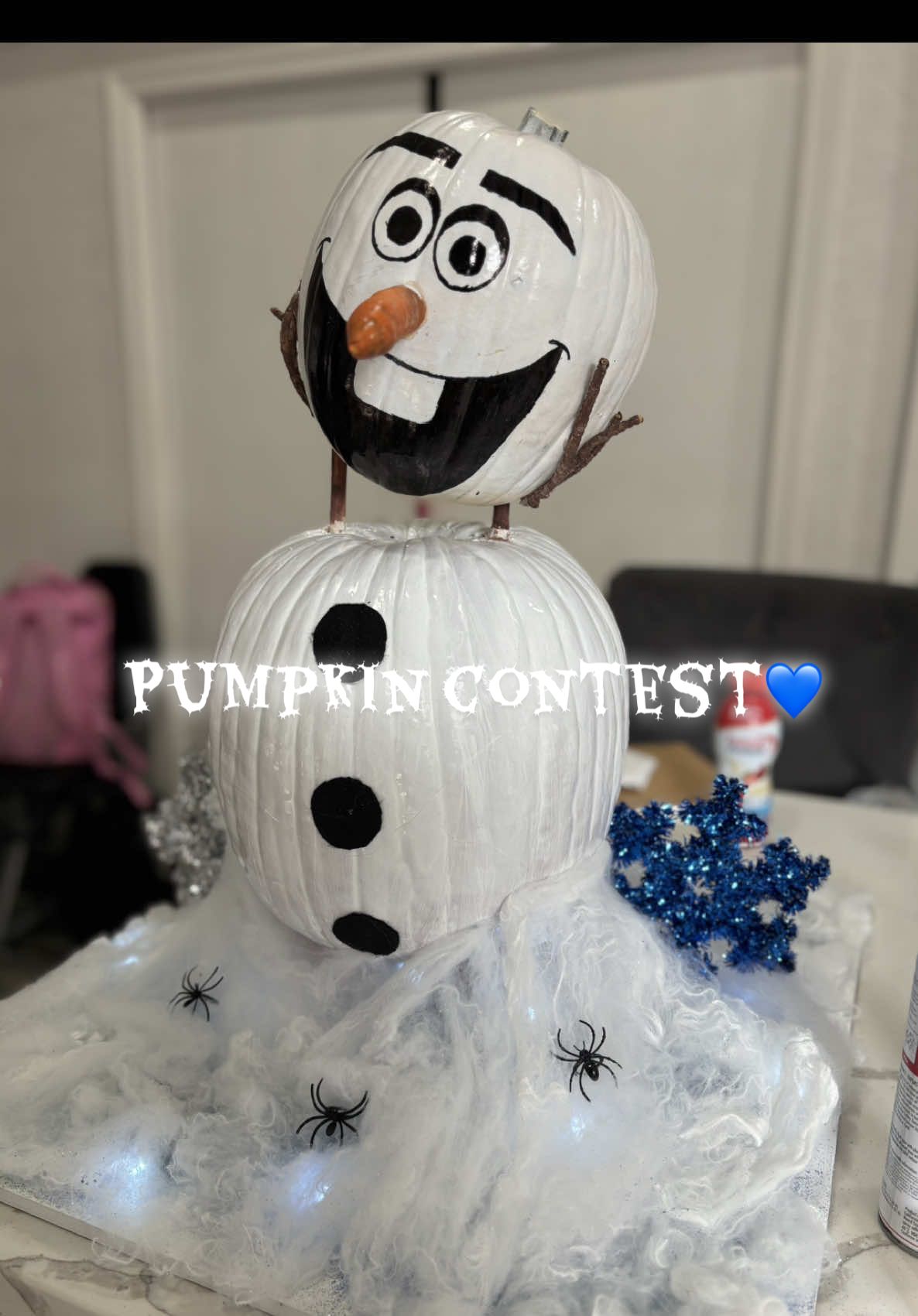 My sons Punpkin for the contest tomorrow, how’d i do ? 🤔🎃 #pumpkinseason #pumpkindecor #pumpkindecoratingcontest #pumkincontest #olaf 