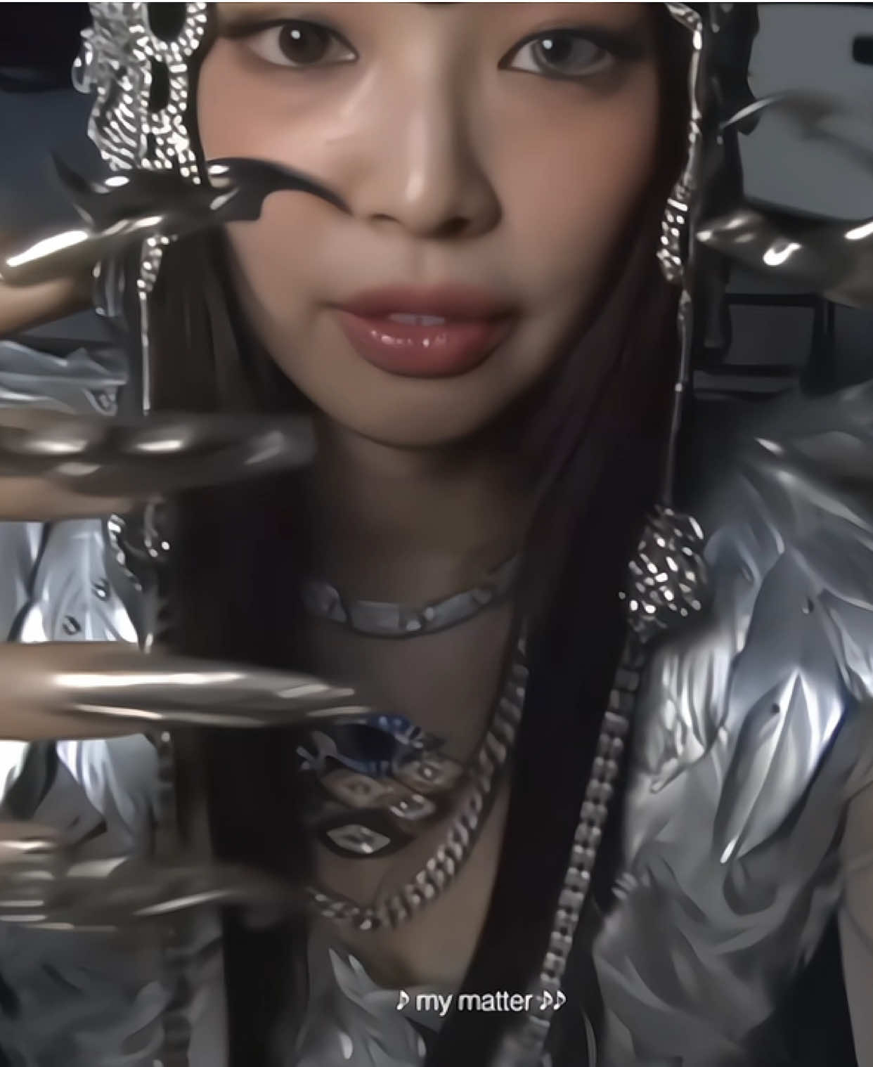 𑁥౿ ─.🎃⋅˚₊‧ ¡ 𝓕ancam 𝒫ara 𝒱ideos 𝒞on 𝒯exto !                                                                                                                                ୨୧ 🍂‧₊˚ |Creditos opcionales!|⋅. ੭୧ .         ☆ ͡ __ ੭.  ˏˋ ⏰:10,01 Segundosˎˊ  ೇ 👻 tags: #Jennie #fancam #kpop #fypシ #jenncams 