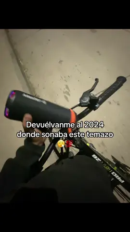 #crismj #elmaskesuena #dejamepensarcrismjfloymenor #floyymenor 