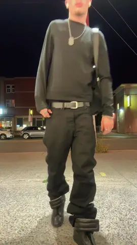 prada bag and futures💼#styleinspo #targetaudience #fashion #foryoupage #creatorsearchinsights 