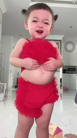 ซีเน่ขาแดนซ์👧🏻💗☺️😁#โมเน่ 