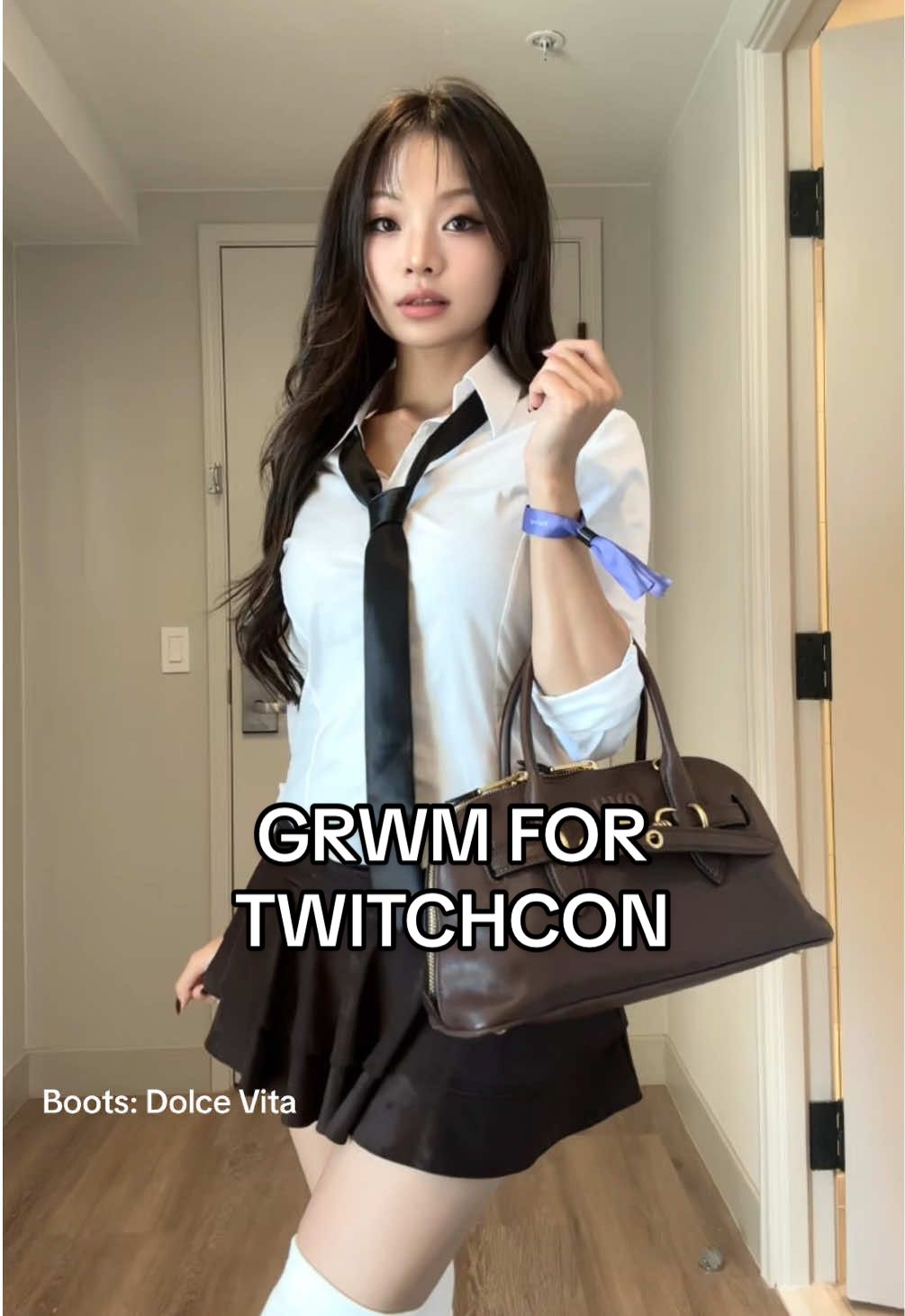 Day 1 TwitchCon oufit! @Lewkin @ZARA @Miu Miu @Dolce Vita Footwear #twitch #fashion #fyp #foryoupage