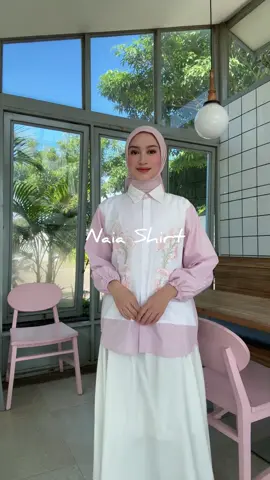 Effortlessly elegant in every detail.💗 #kemeja #metarticle #atasan #atasanwanita #fyp 