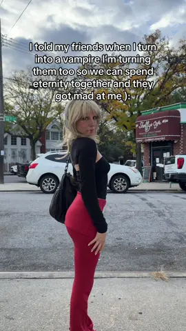 Like I don’t wanna be young and hot forever alone!!! #fyp #fitcheck #miaou #vampire #outfitideas 