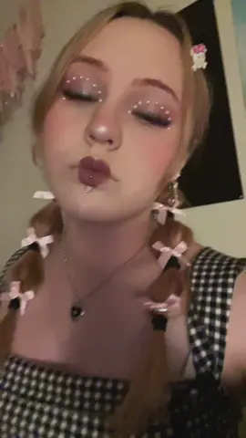 more makeups #cupid #cupidmakeup #clown #clownmakeup #decora #decorastyle #funmakeup #makeuplooks #halloweenmakeup #pinkmakeup 