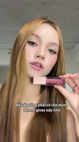 Rồi hiểu sao em này hết hàng liên tục goii đó 🥺✨✨   #maybelline #liftergloss #sonbong